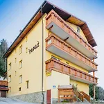 Topaz Pensjonat 3*
